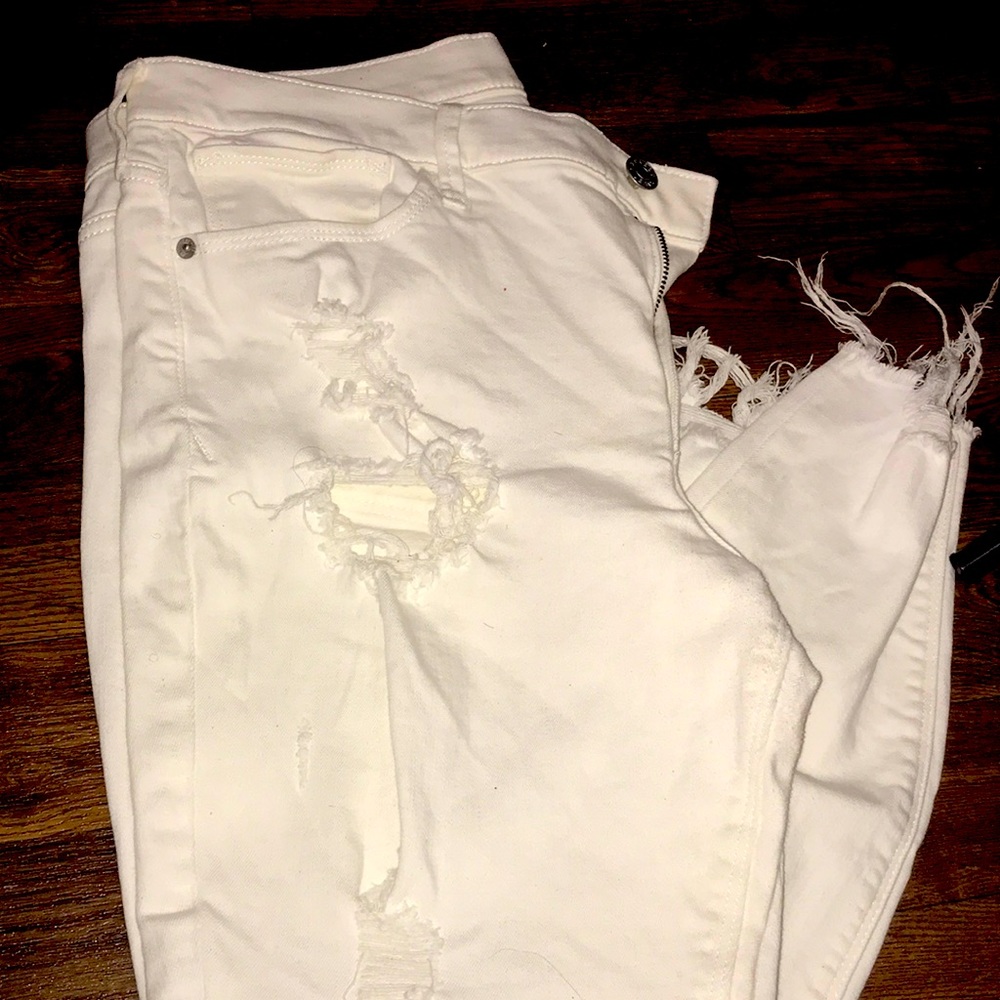Express~ white distressed jeans